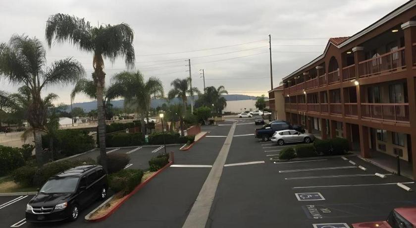 Grand Park Inn Baldwin Park Exteriér fotografie