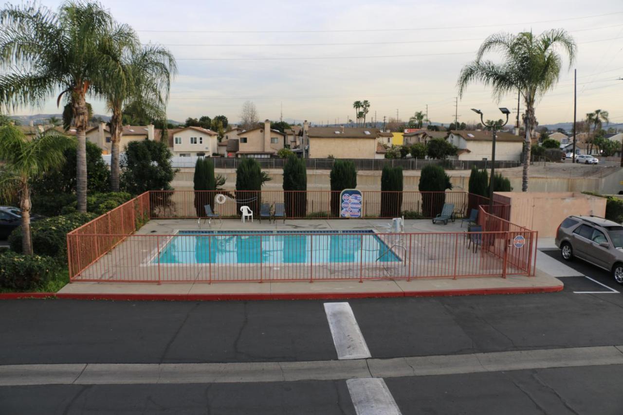 Grand Park Inn Baldwin Park Exteriér fotografie