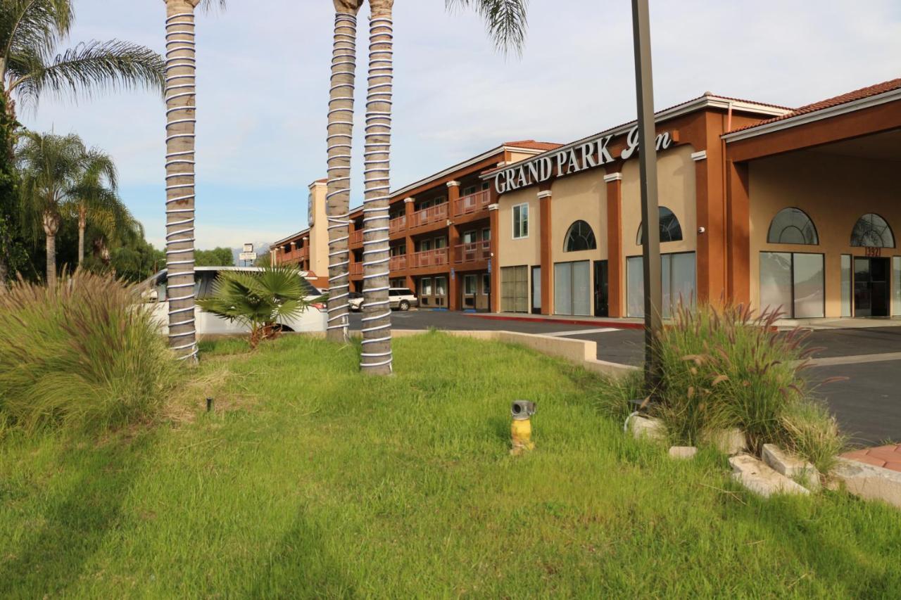Grand Park Inn Baldwin Park Exteriér fotografie