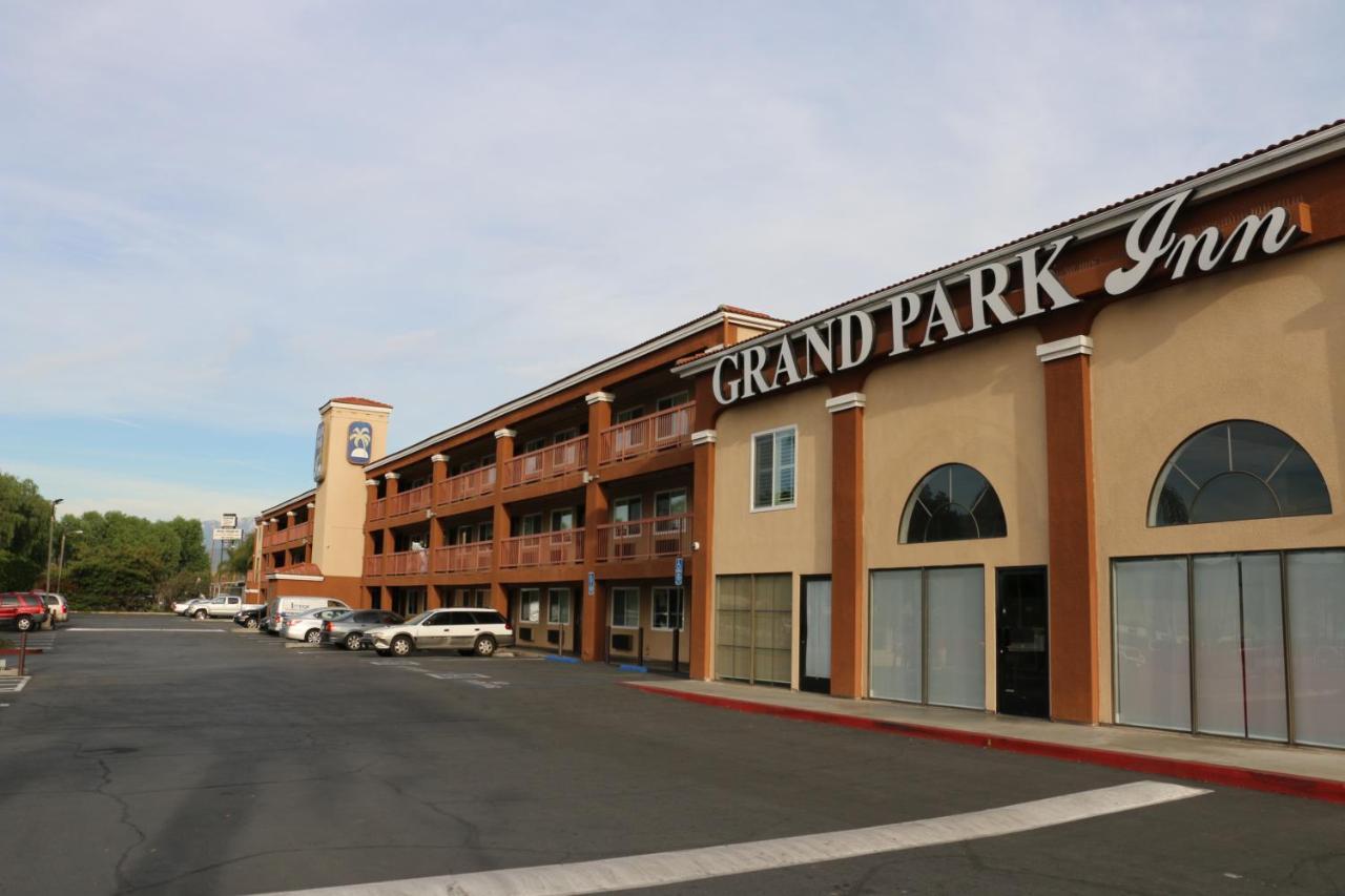 Grand Park Inn Baldwin Park Exteriér fotografie